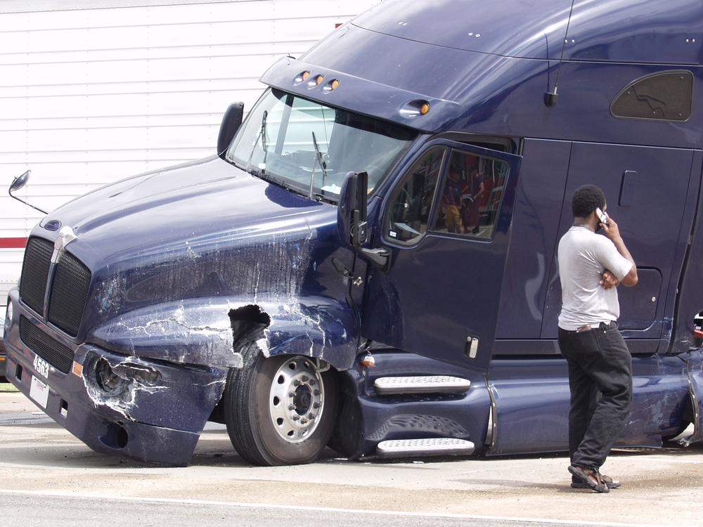 commercial truck accident lawyer terbaru