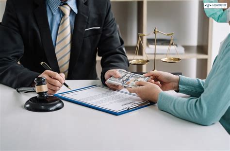 personal injury lawyer salary